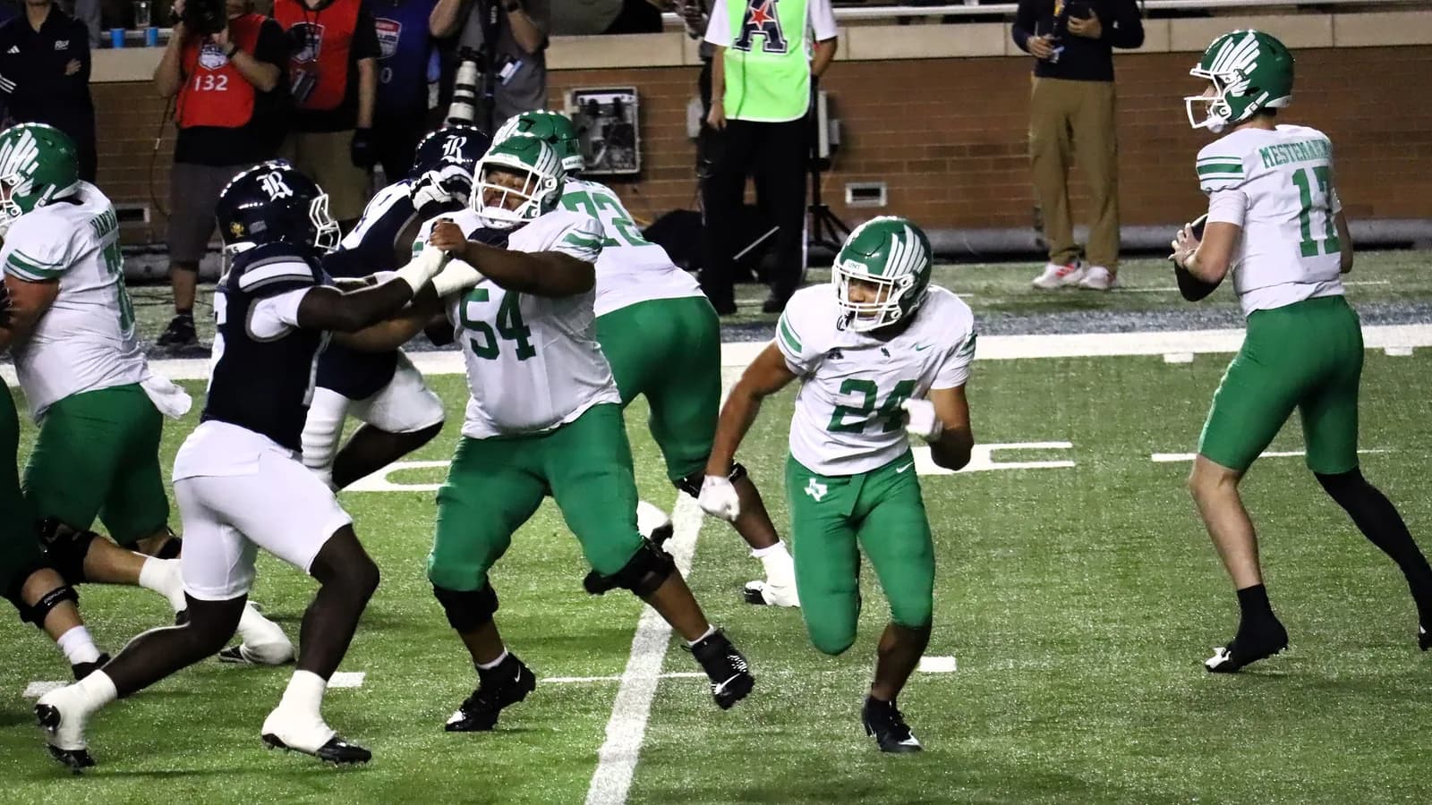 North Texas runs the ball against Rice in 2025.